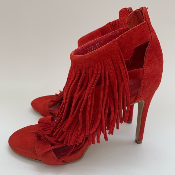 Elvio Zanon Red Suede Fringe Stiletto Heels - Boho Chic Ankle Strap Size 7 - Picture 2 of 6